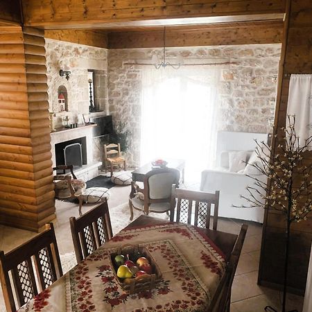 Villa Stonehouse Dome Lagadia Lagkadia Esterno foto