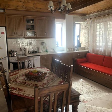 Villa Stonehouse Dome Lagadia Lagkadia Esterno foto