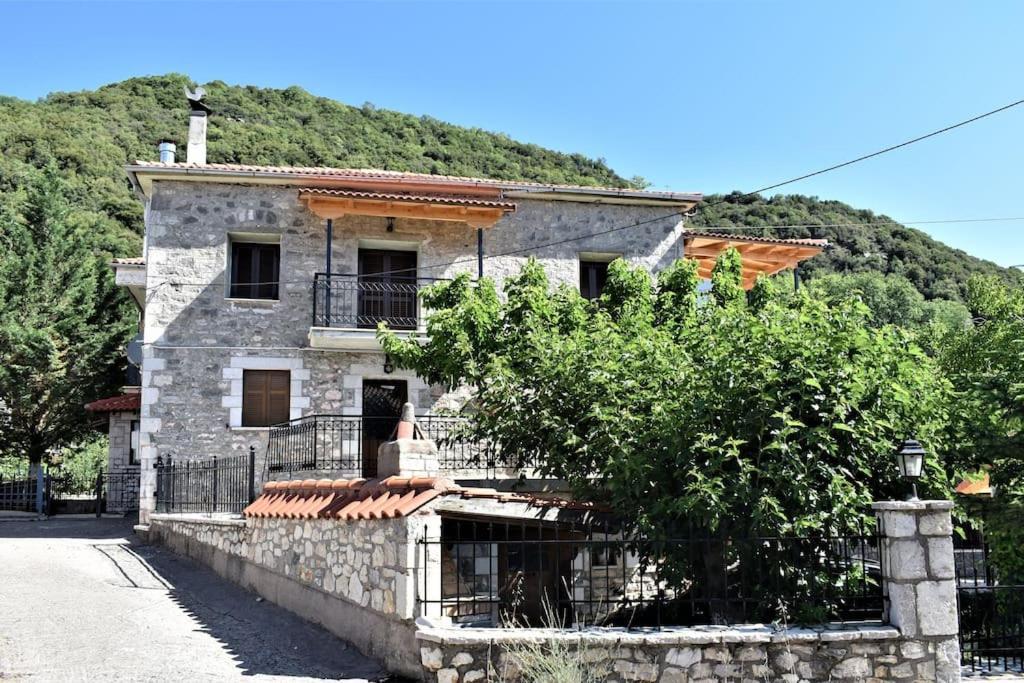 Villa Stonehouse Dome Lagadia Lagkadia Esterno foto