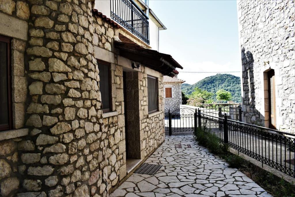 Villa Stonehouse Dome Lagadia Lagkadia Esterno foto