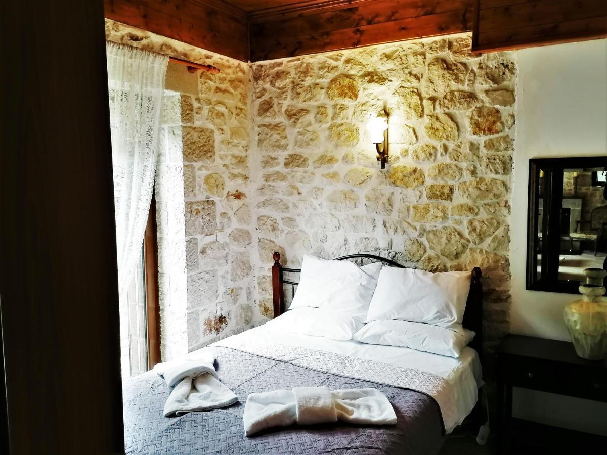 Villa Stonehouse Dome Lagadia Lagkadia Esterno foto